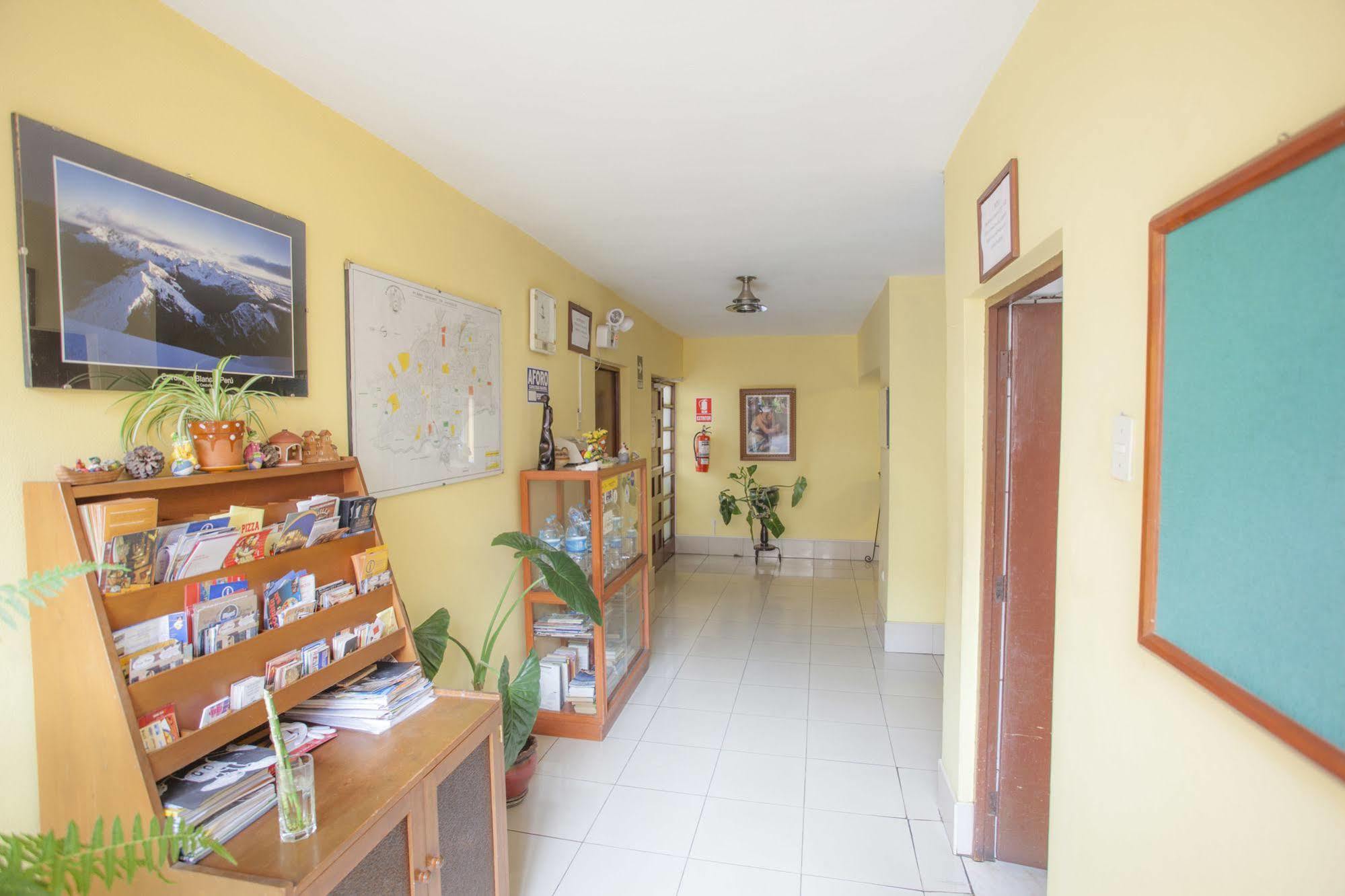 Alojamiento Soledad Huaraz  Eksteriør billede